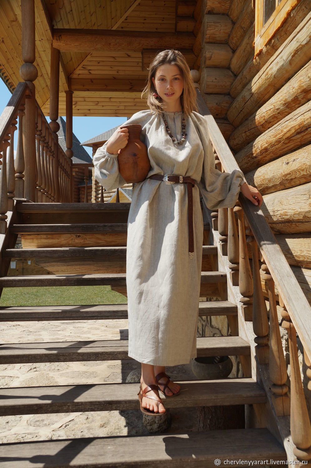 Girls in Slavic costumes in Changzhou